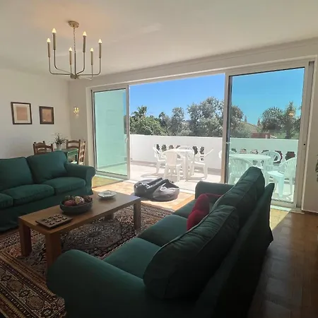 בית נופש Dad's לאגוּ‏ש