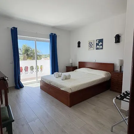 Dad's בית נופש לאגוּ‏ש